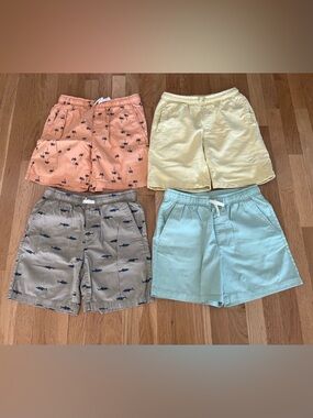 Boys’ shorts, size L youth